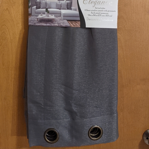NWT Sheer Elegance Window Panel - Picture 2 of 6